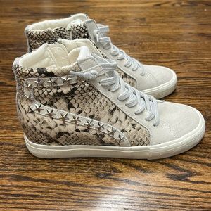 Vintage Havana Chilie High Top Sneaker 7.5